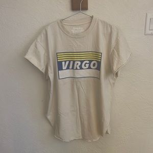 Pebby Forevee Side Slit Virgo Tee Size Large